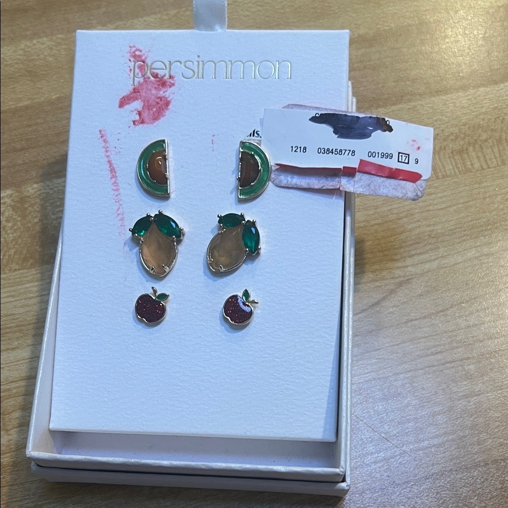 #1170+ Persimmon Fruit-Themed Earrings Set - Picture 3 of 12
